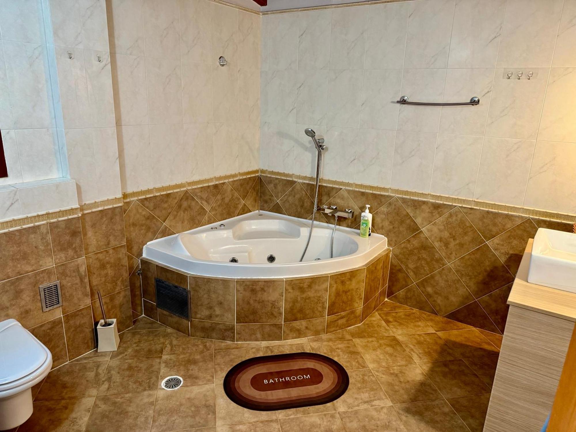 Villa Kalli - Porto Ennia Vromopousi Экстерьер фото